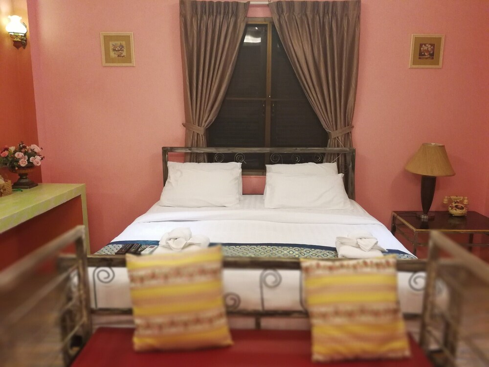 Stamp Hills Resort And Restaurant 24/71
