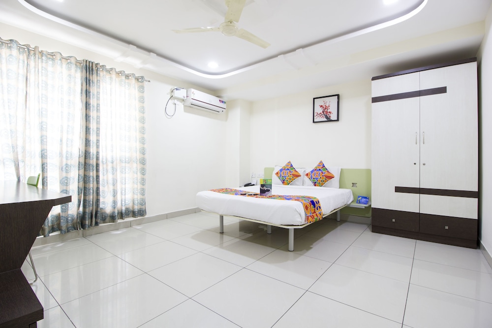 Fabhotel Siri Inn Madhapur 11/39