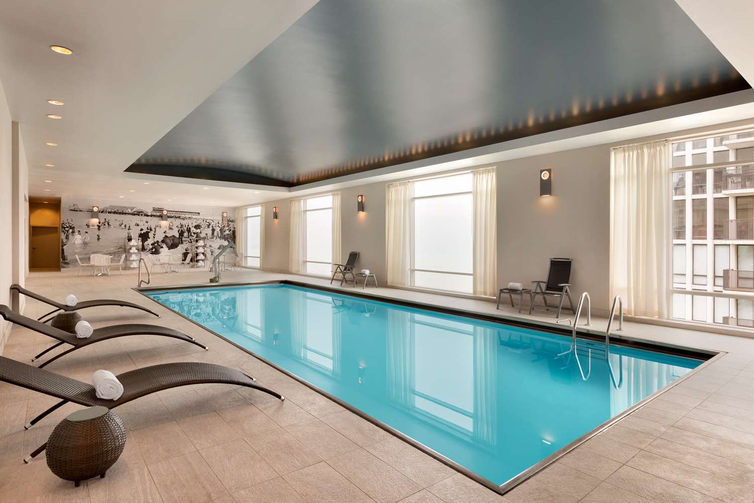 swimming pool spa