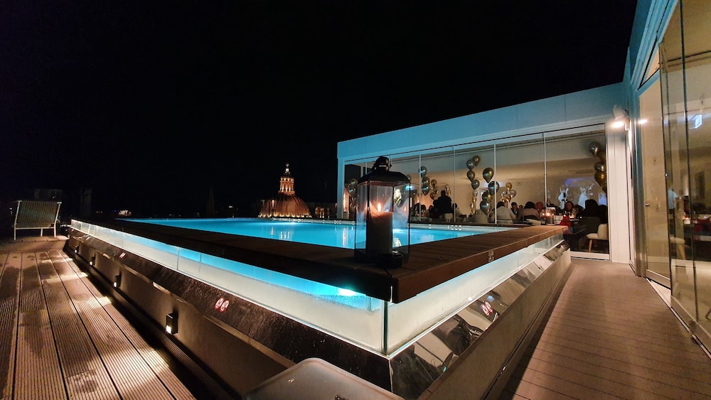 EMBASSY VALLETTA 12/63