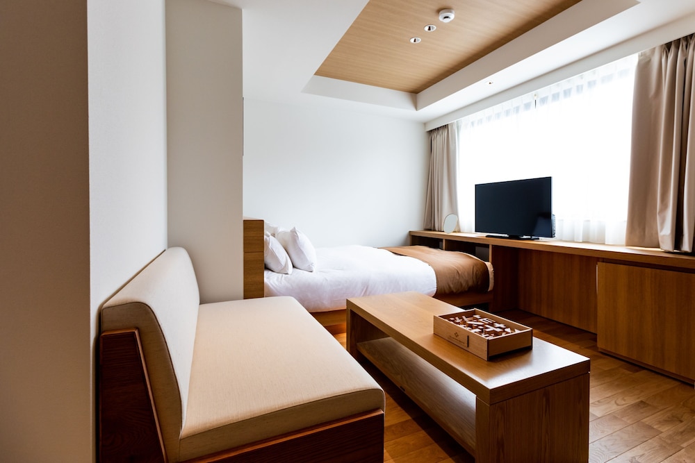 SUPERIOR, DOUBLE BED