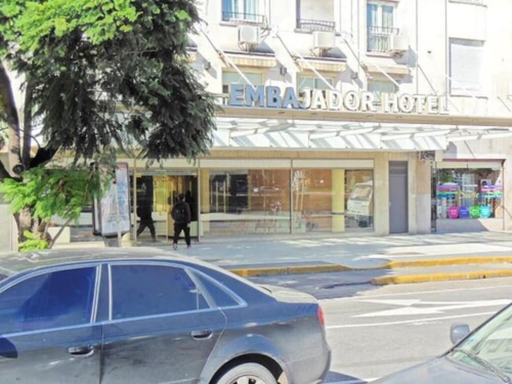 Embajador Hotel 41/55