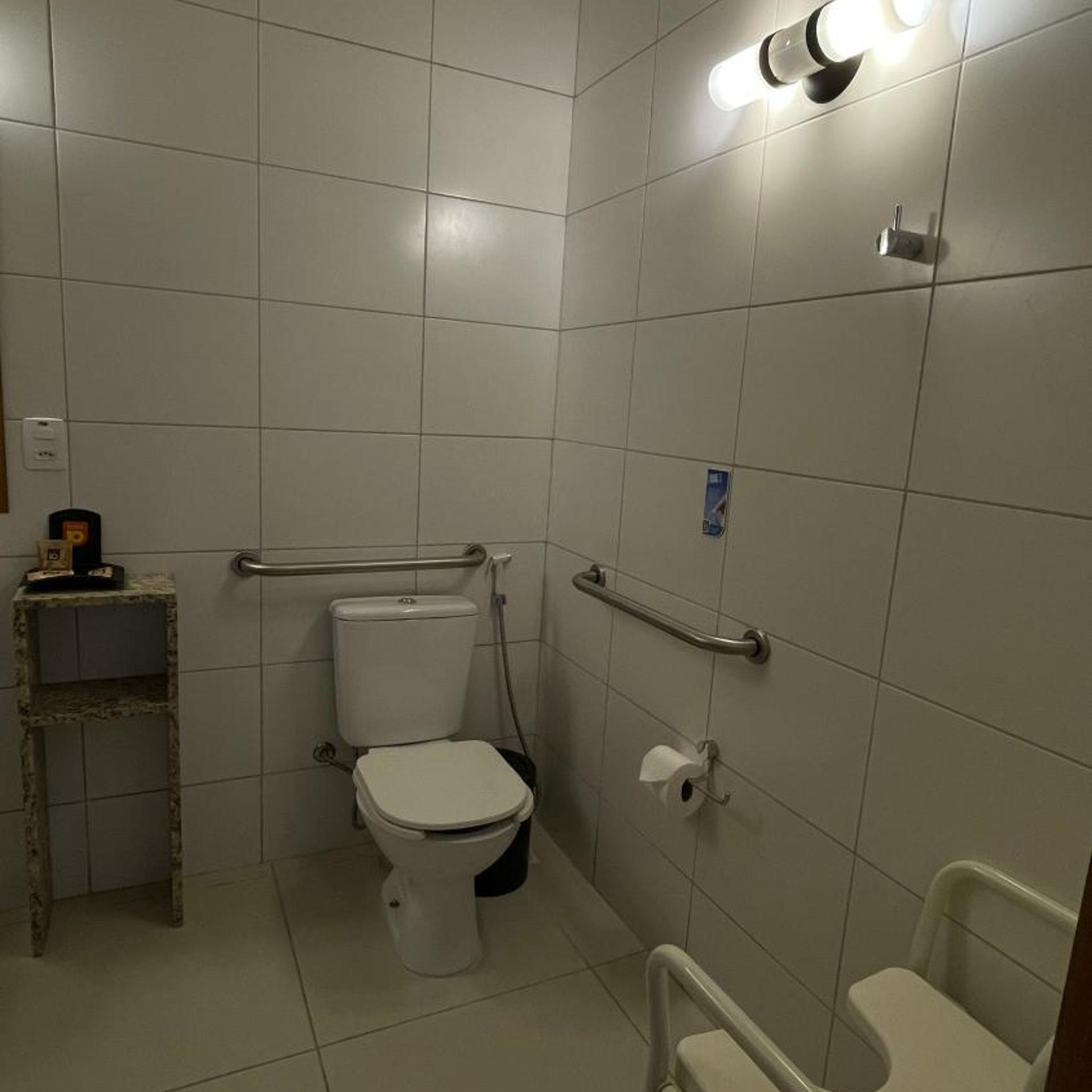 HOTEL 10 PALMAS 52/53
