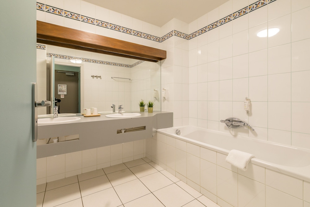 Le Central Boutique Hotel Beaune Centre 48/50