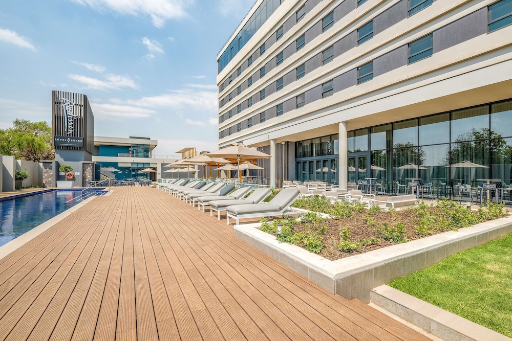 Radisson Hotel & Convention Centre Johannesburg, O.R. Tambo 48/50