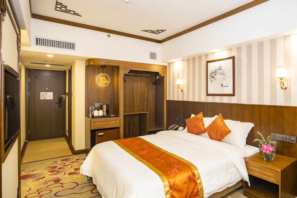 Fu Hua Hotel 27/59