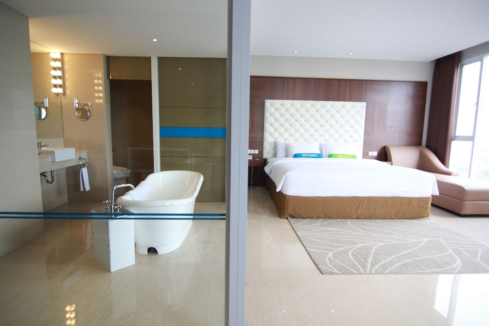 GRAND TEBU HOTEL 10/52