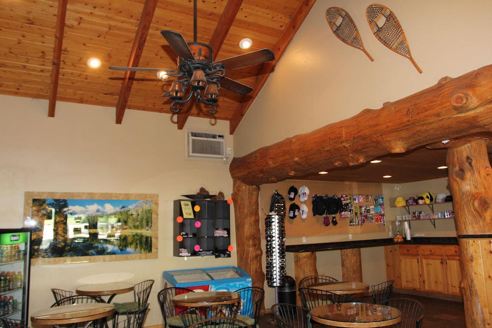 Big Pines Mountain House 46/67