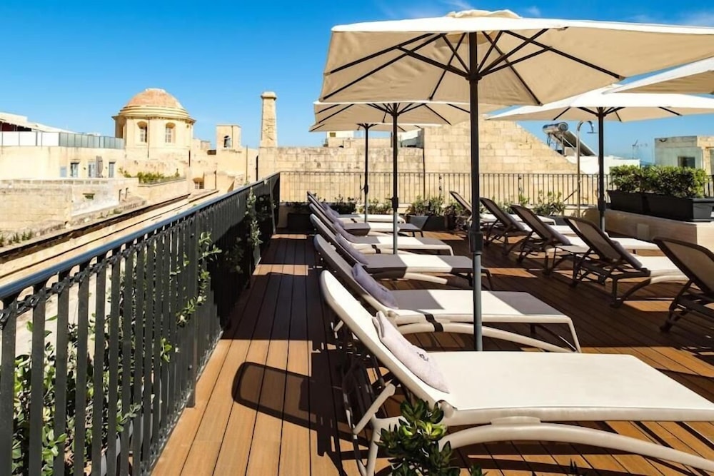 The Gomerino Hotel 15/34