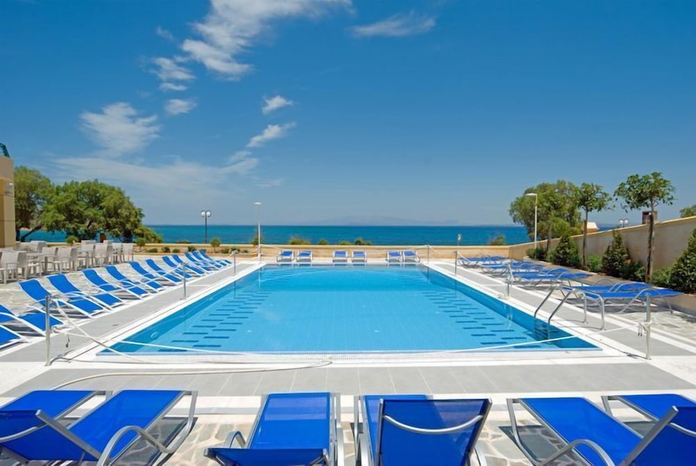 Aegean Dream Hotel 51/58