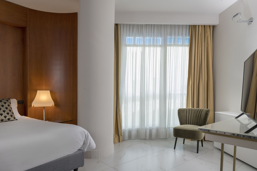 غرفة كومفورت بإطلالة على المدينة مفردة بسرير كينج، Savoia Hotel Rimini 3/6