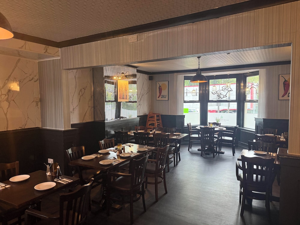 Rowton Poplars Hotel 35/38