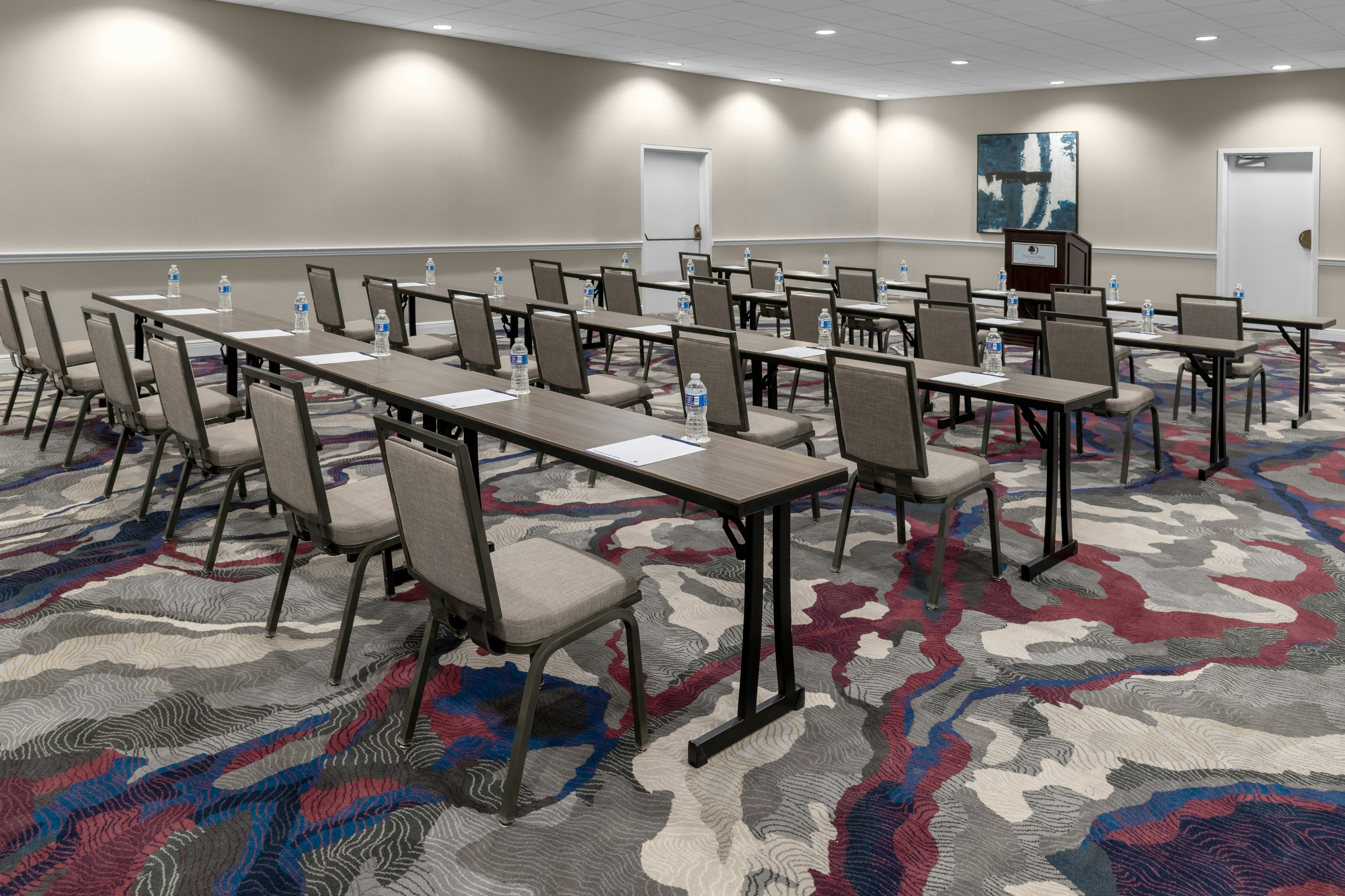 DoubleTree by Hilton Hotel New Orleans 77/86
