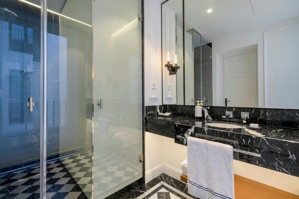 El Autor Hotel Madrid Autograph Collection 43/49