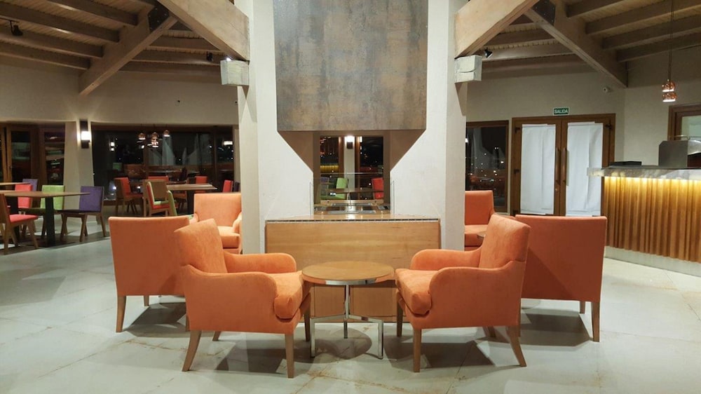 LAS LENGAS HOTEL 41/60