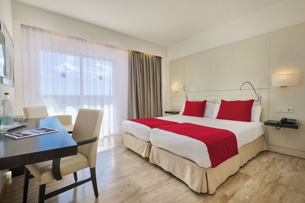 ROOM, SINGLE, DOUBLE BED, BALCONY