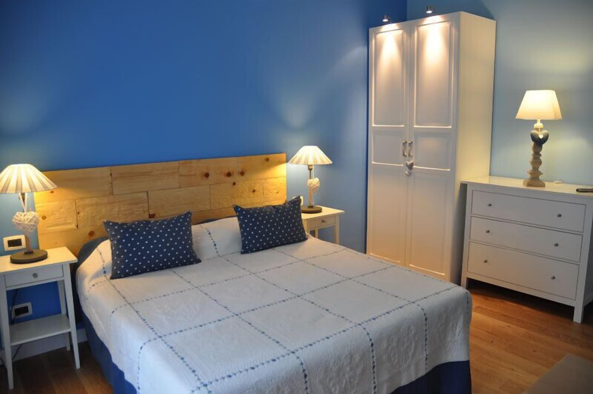 STANDARD, DOUBLE BED