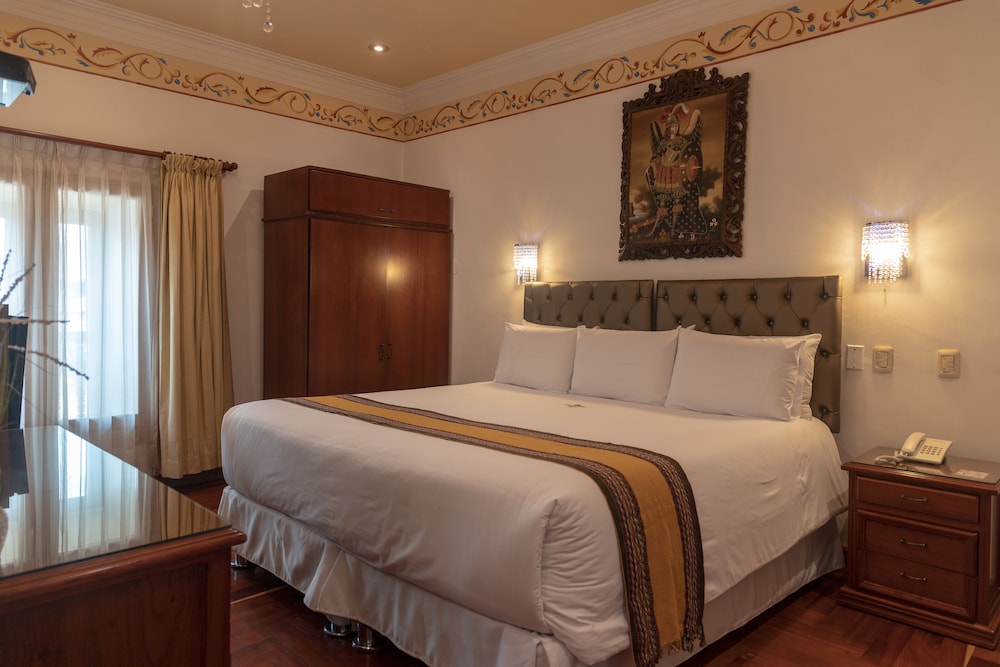 Hotel Rojas 12/68