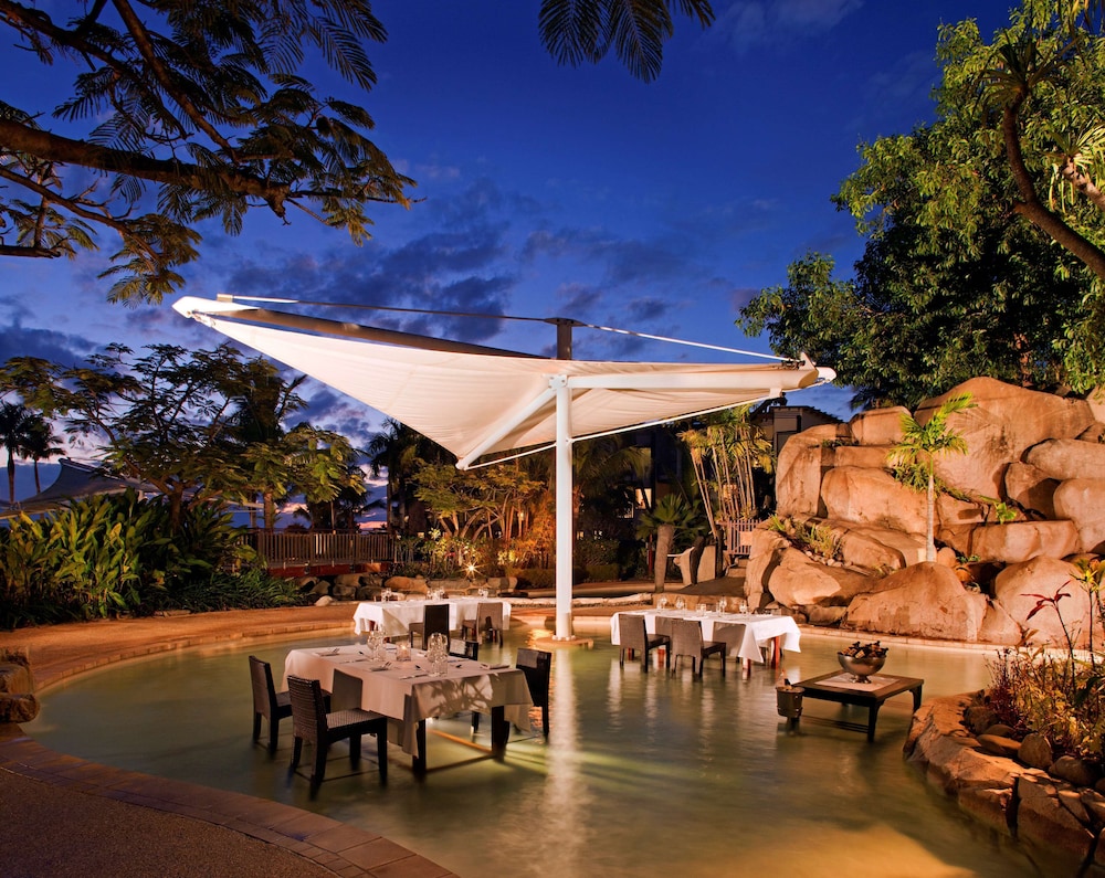 Radisson Blu Resort Fiji Denarau Island 35/70