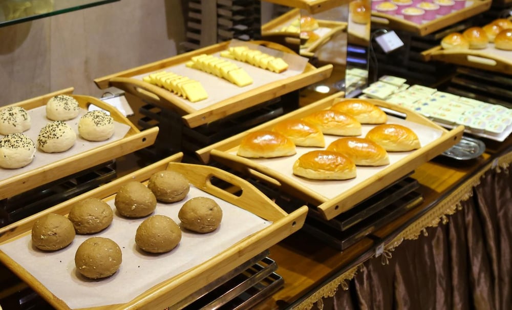 Jin Jiang International Hotel Urumqi 24/46