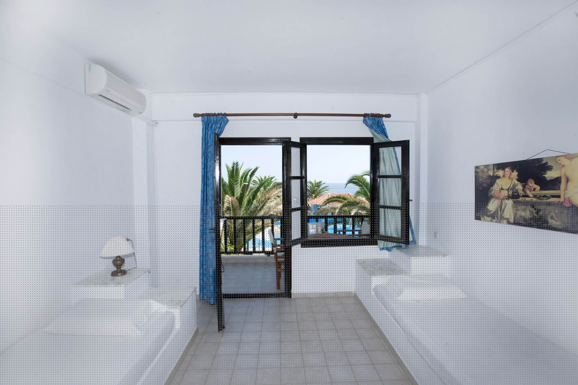 Family, Queen and Twin Beds, Sea View, Near the Pool، Assa Maris Beach Hotel 6/10