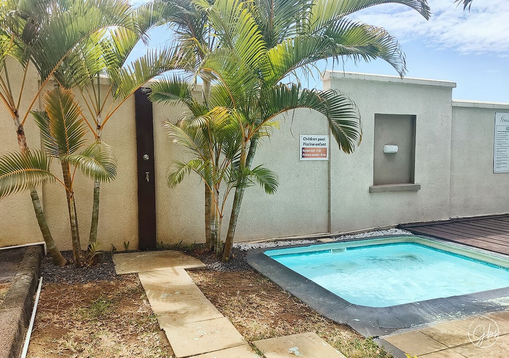 Grand Bay Suites 63/65