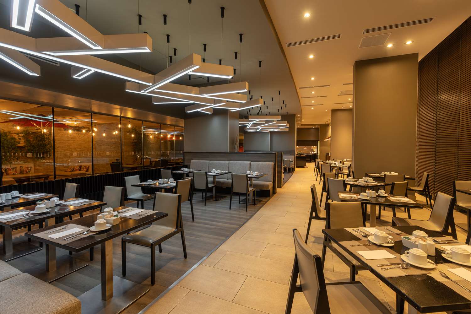 restaurant cafeteria