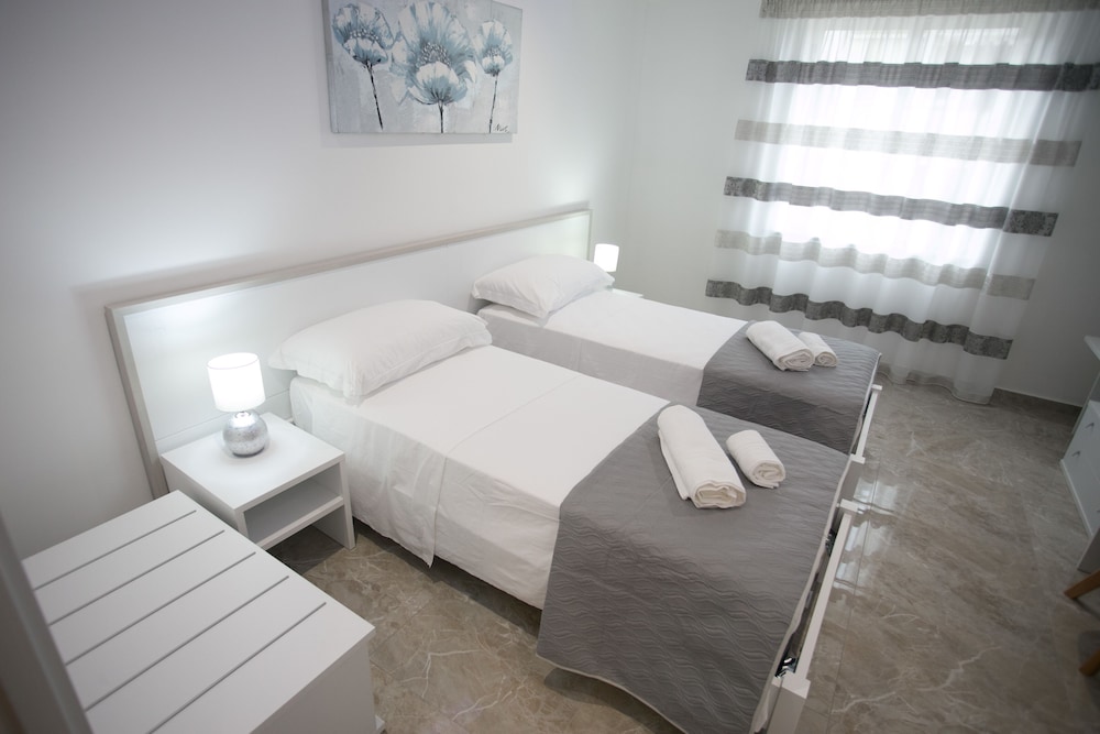 Tropea Luxury And Charm 7/64