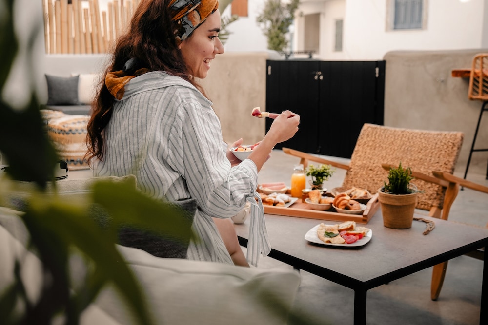 Emery Boutique Apartments 43/50