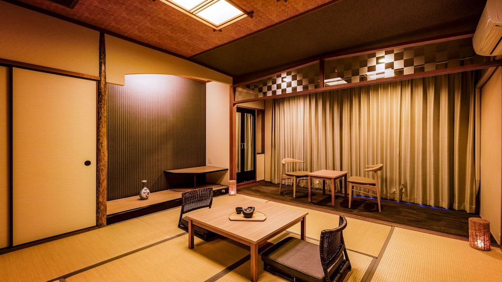 Ooedo Onsen Monogatari Premium Shirahama Gyoen 39/50