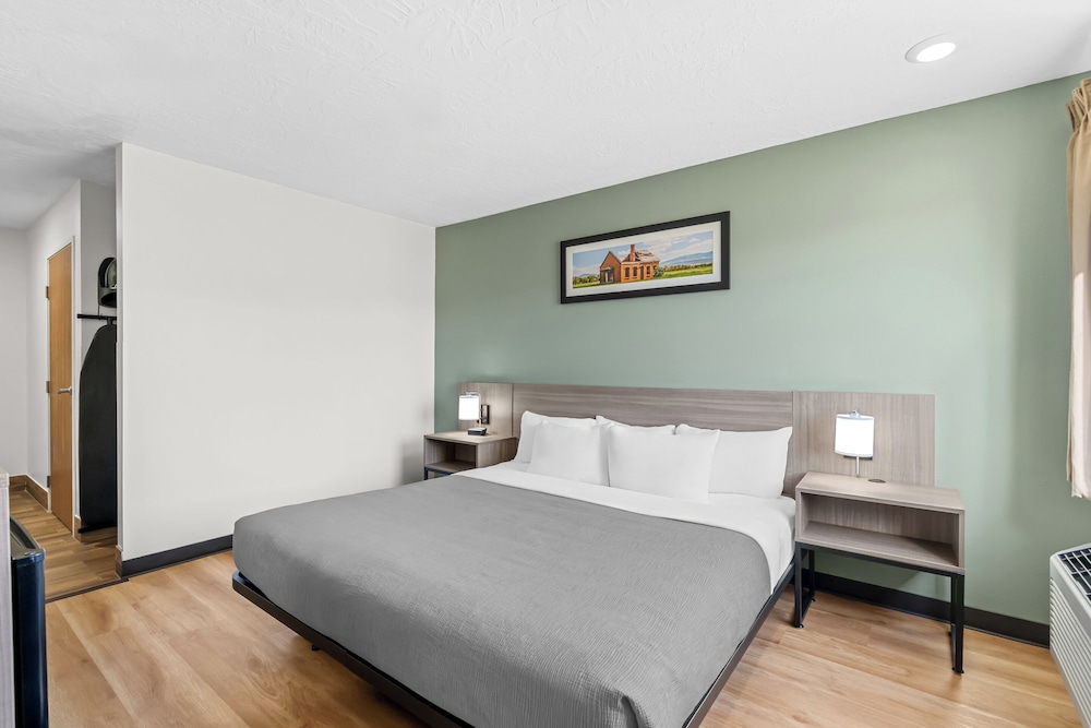 غرفة بسرير كينج لذوي الإعاقة، Quality Inn Beaver I-15 4/9