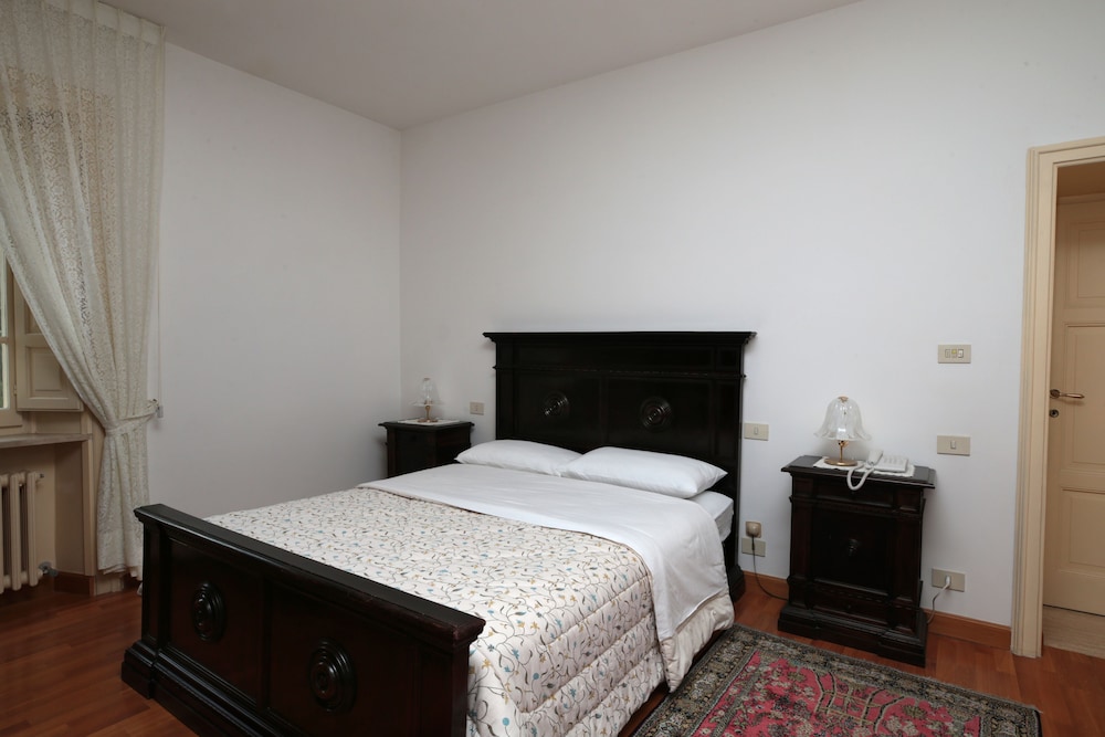 Il Castellaro Country House 6/71