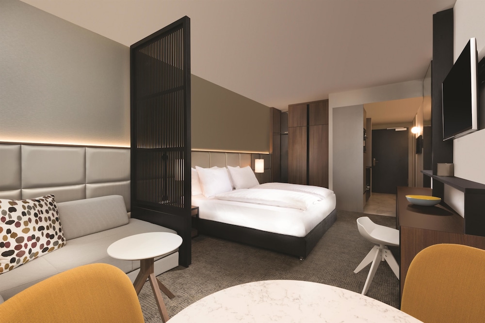 Adina Apartment Hotel Frankfurt Westend 13/49