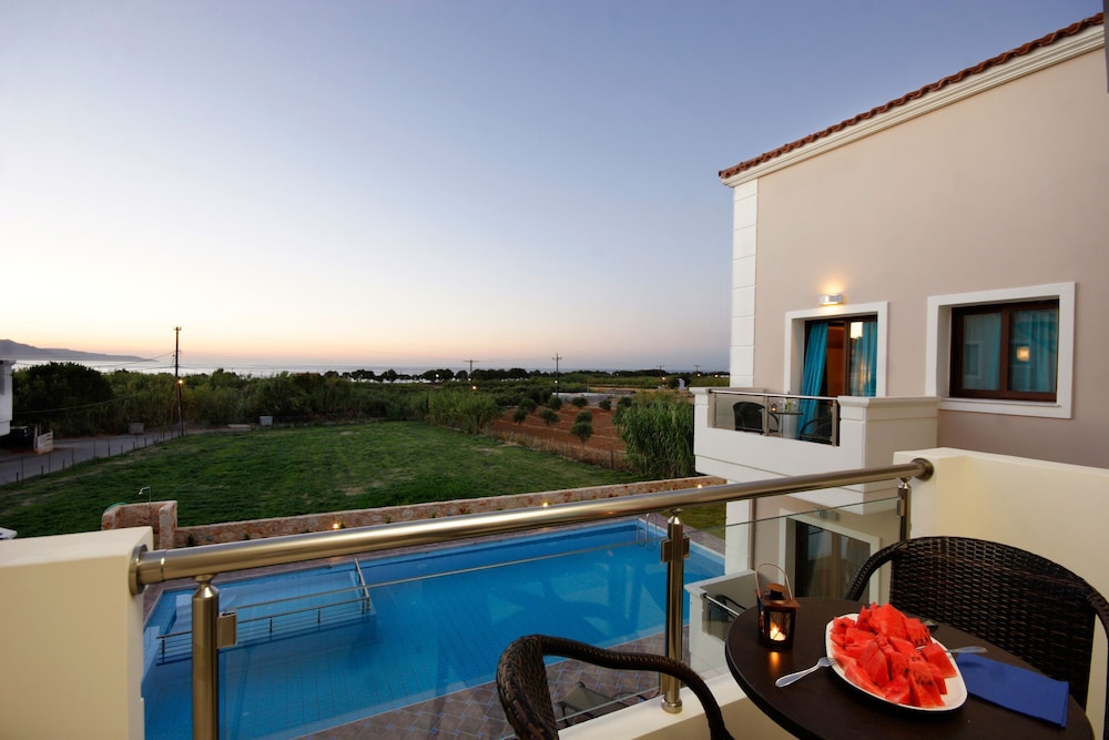 Theros Hotel 7/47