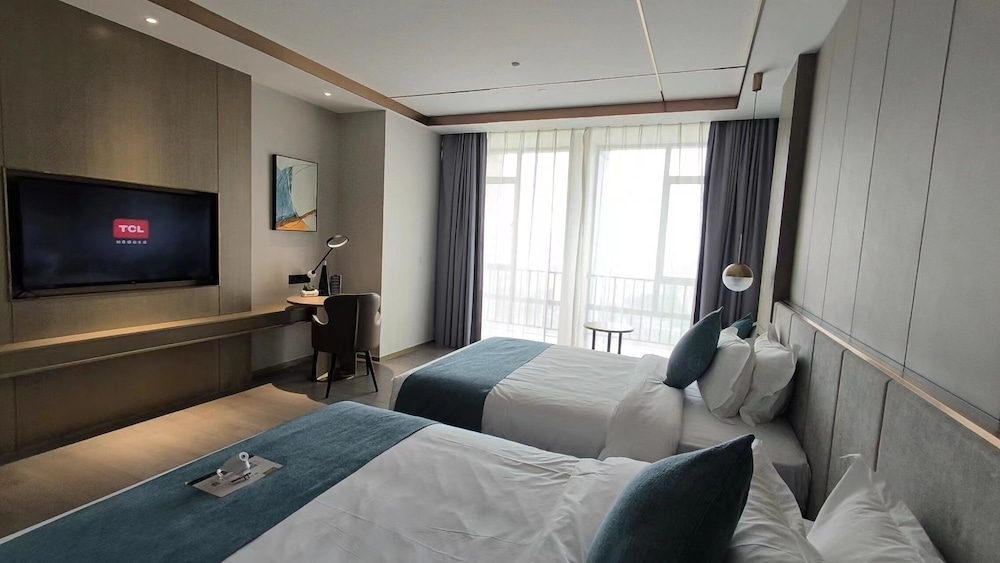 Poltton International Apartment (Guangzhou Panyu Government Affairs Center) 20/47