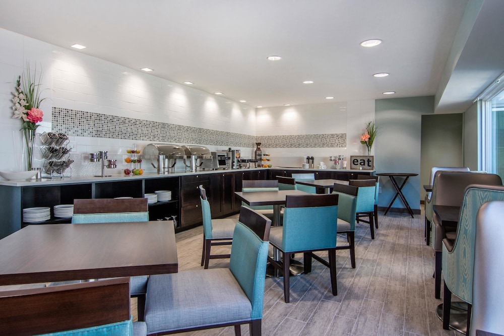 Clarion Inn & Suites Atlanta Downtown 30/37