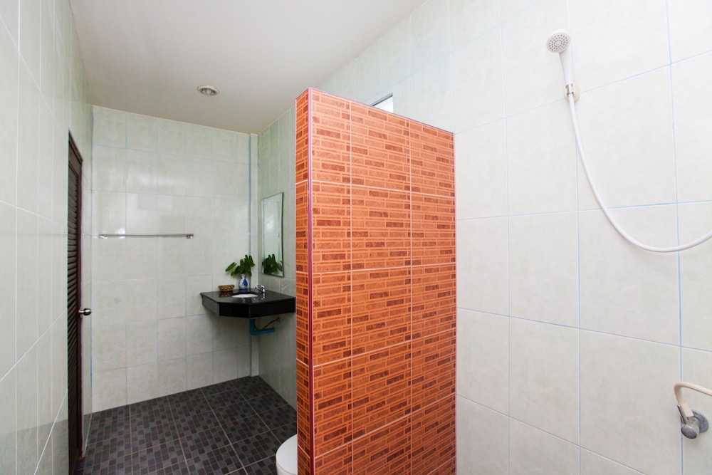 LANTA RIVIERA RESORT 37/37