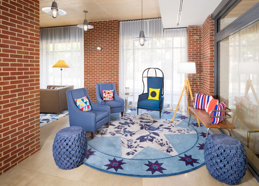HOTEL INDIGO OLD TOWN ALEXANDRIA 17/82