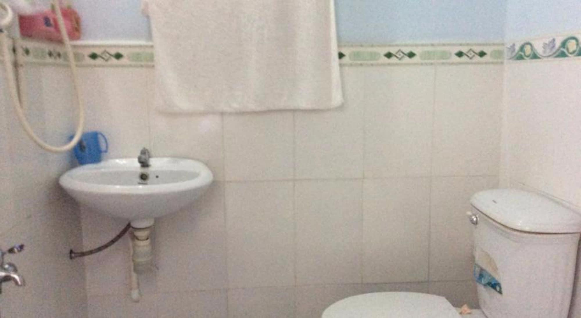 Phuong Hang Guesthouse 28/31