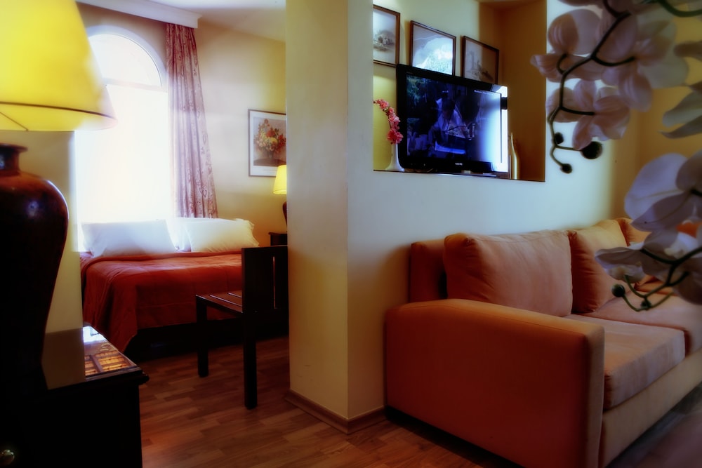 Massabki Hotel 18/38