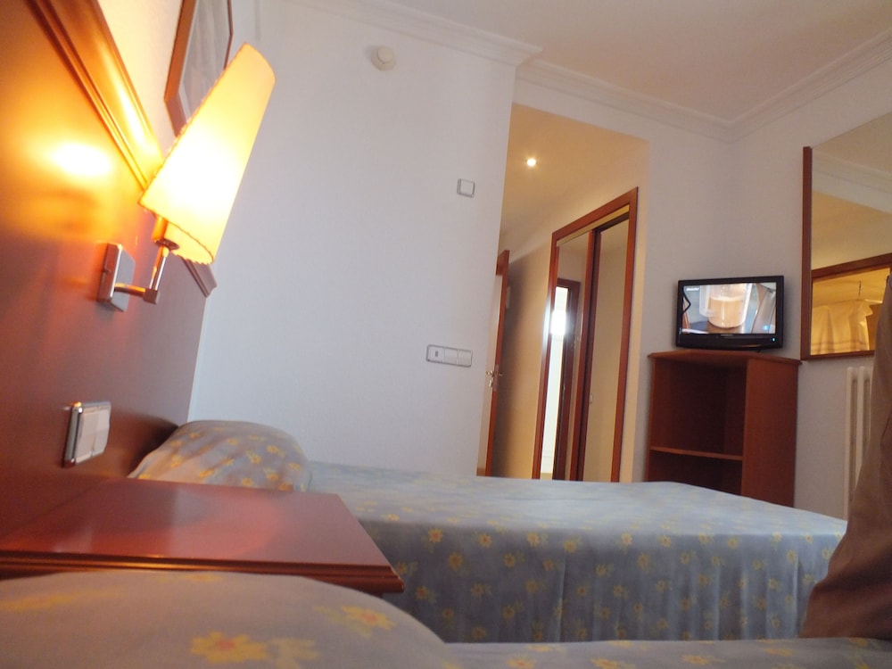Risech Hotel 35/64
