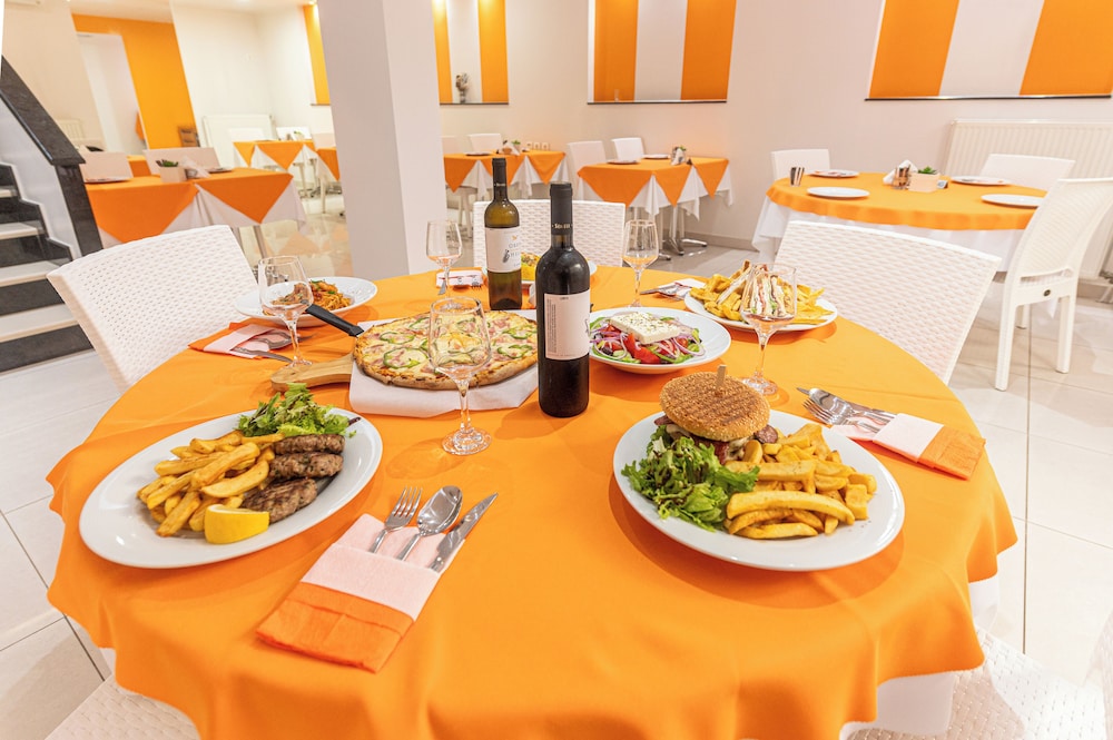 Faros 1 Hotel 52/67