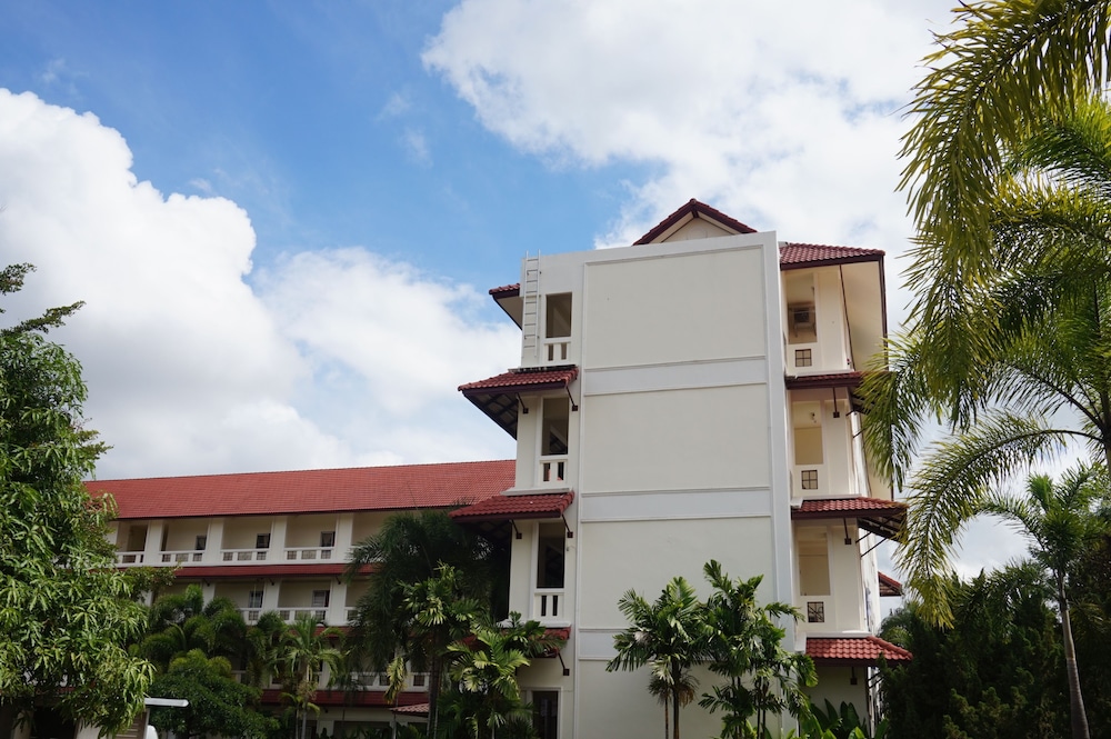 A.P. Garden Hotel 2/48