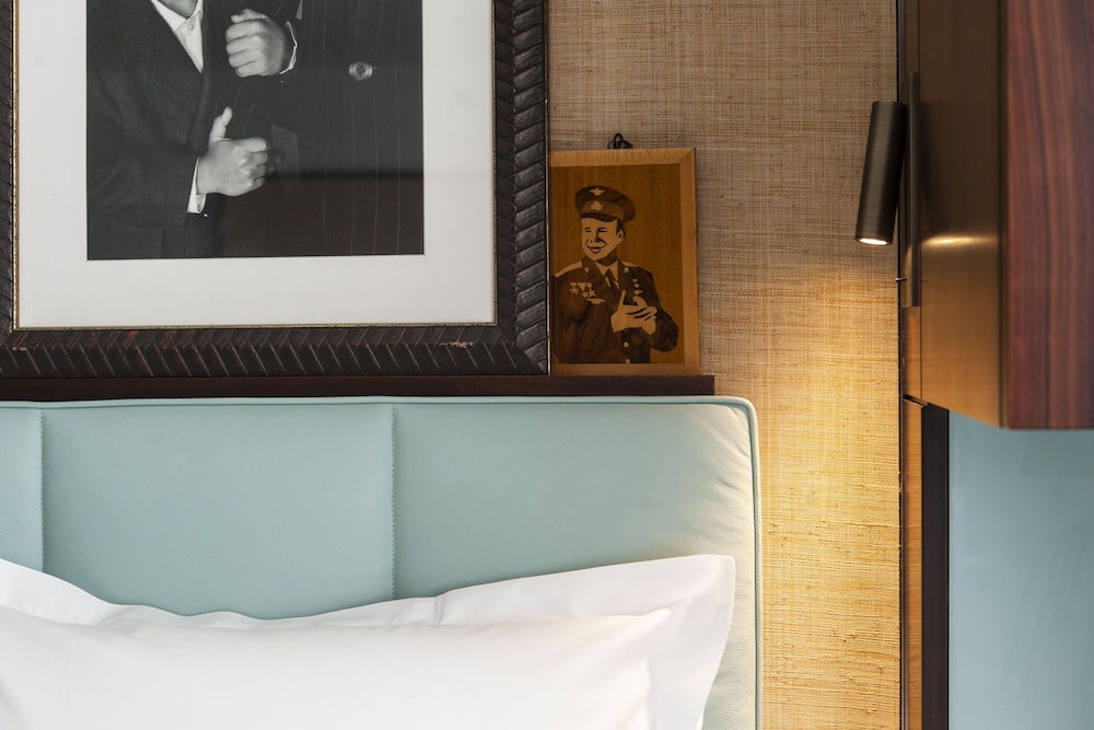 Hotel Eiffel Blomet 16/68