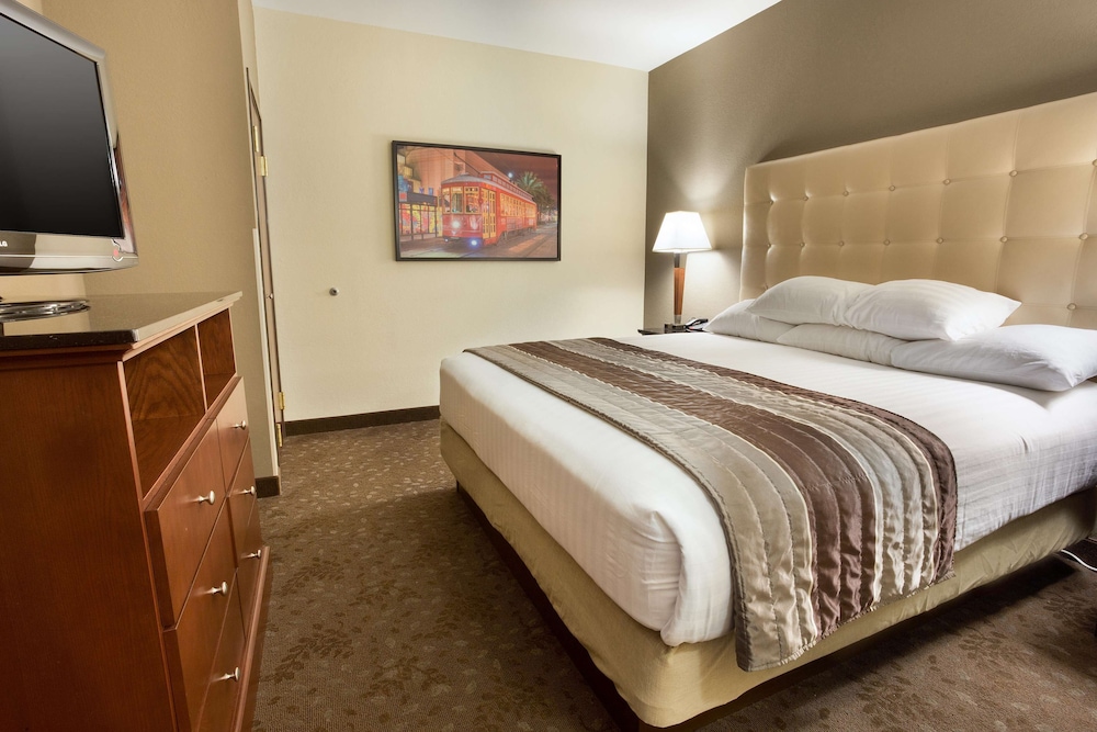 Drury Plaza Hotel New Orleans 15/50