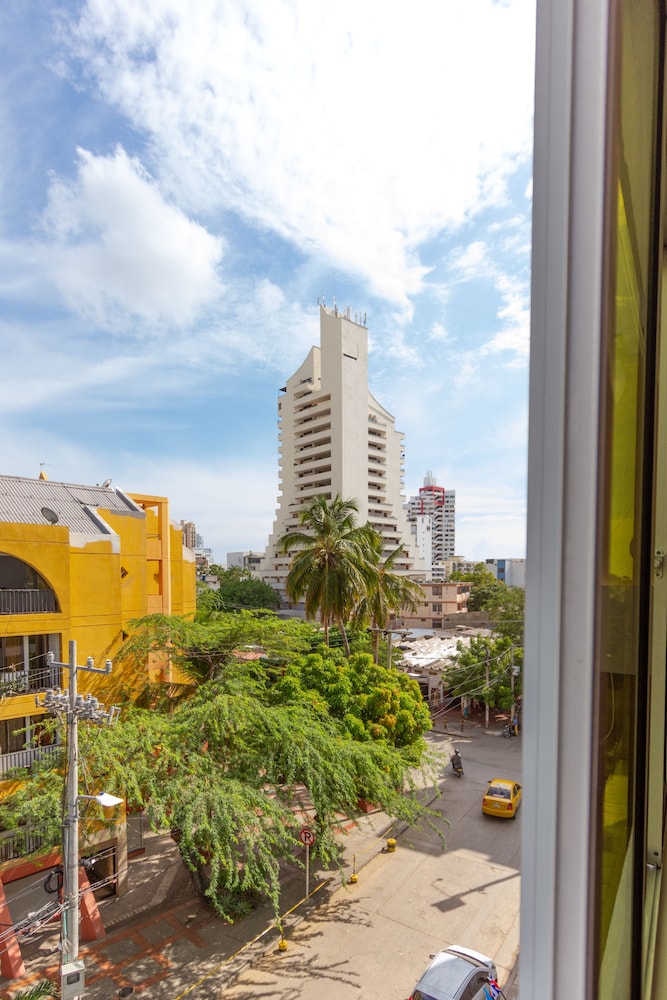 Hotel Porto Bahia 70/77