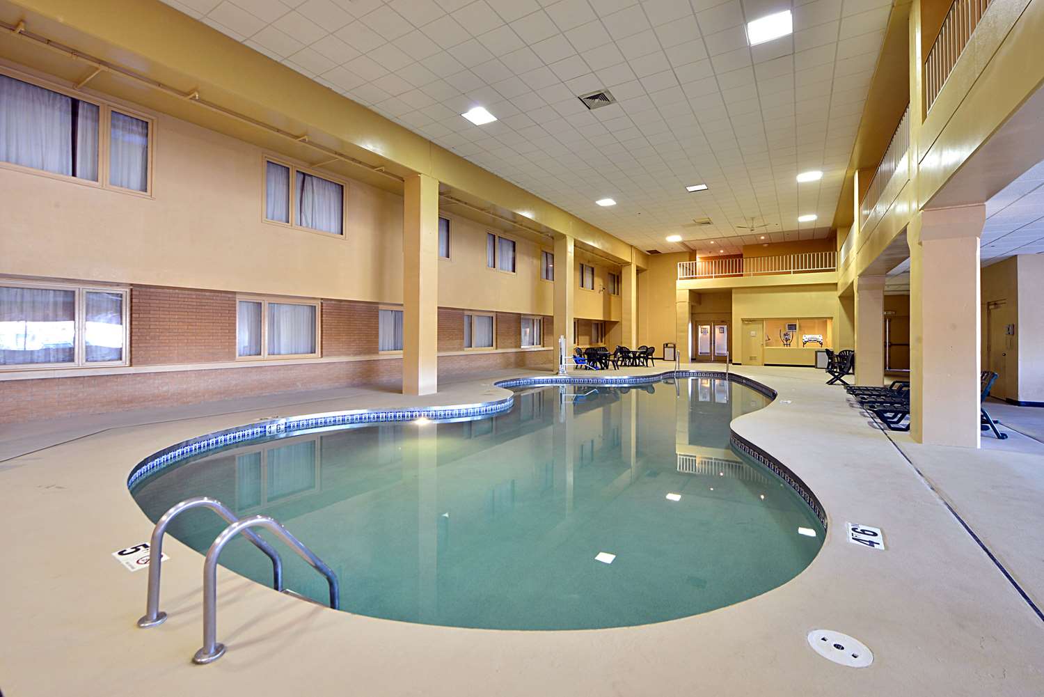 Comfort Inn and Suites Beaver Dam 4/12