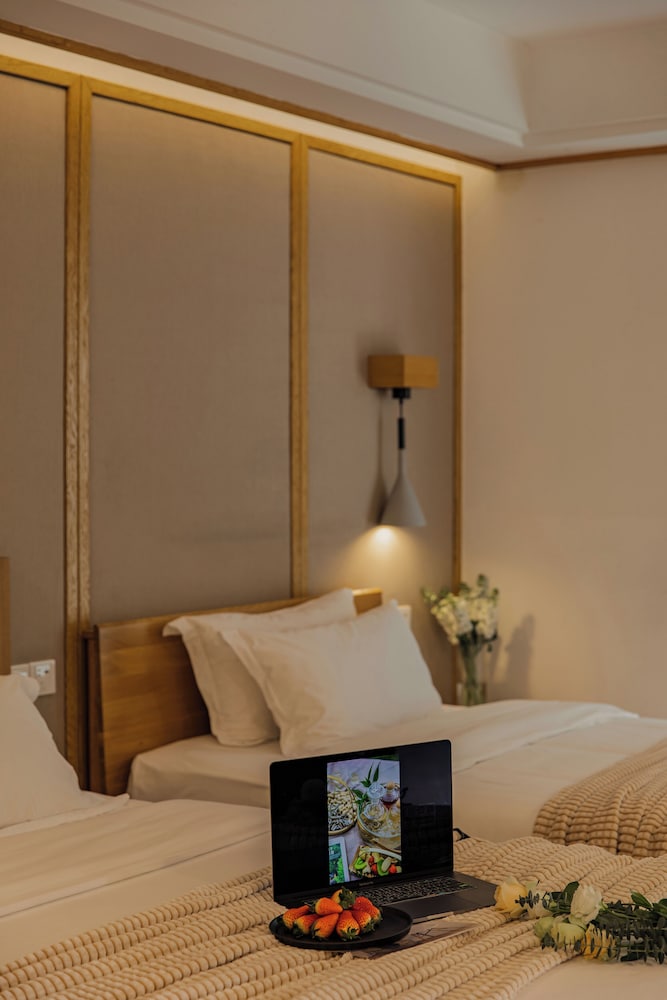 Yueshang Yunshe Boutique Hotel 36/71