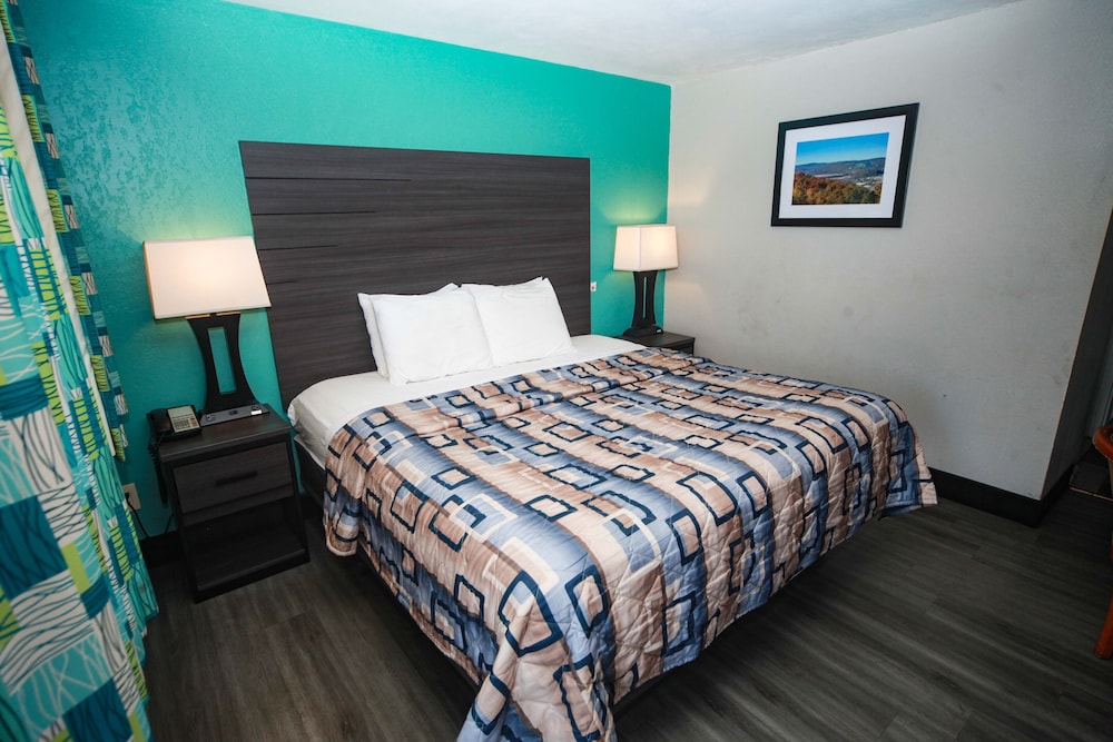 Relax Inn Bradford 5/25