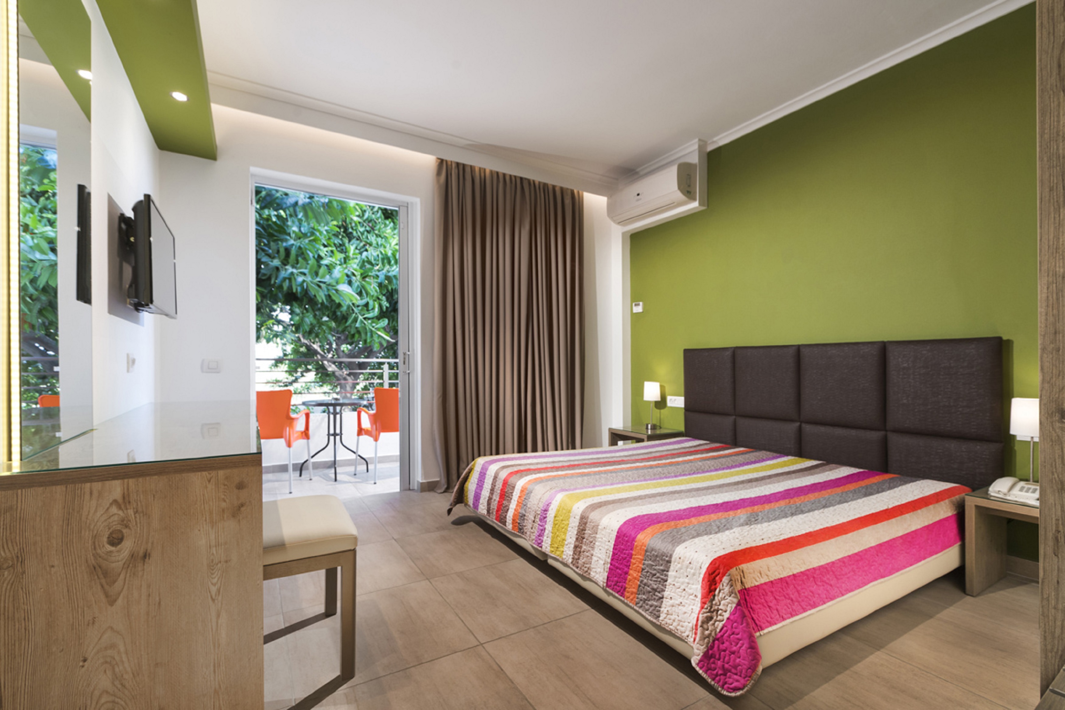 Room at Alexandra Beach Hotel, Psalidi
